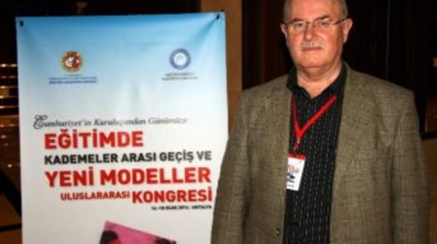 Prof.dr.erg&uuml;n: "dershaneler Kapanırsa Anayasa Mahkemesi Tekrar A&ccedil;ar"
