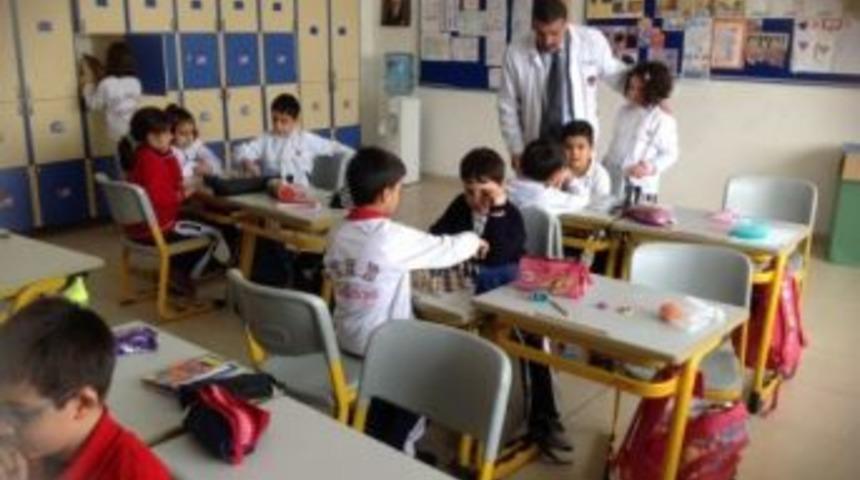 &Ouml;ğrencilerin Satran&ccedil; Turnuvası İlgi G&ouml;rd&uuml;