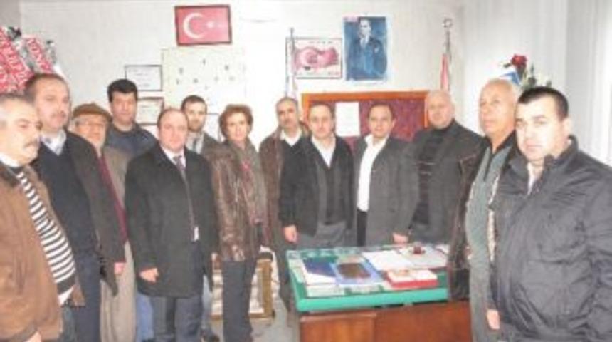 Vize Ak Parti İl&ccedil;e Y&ouml;netiminden Necat Kuban&ccedil;&rsquo;a Ziyaret