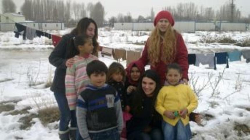 Yt&uuml;&rsquo;den &Uuml;ş&uuml;yen Van&rsquo;a Yardım Eli