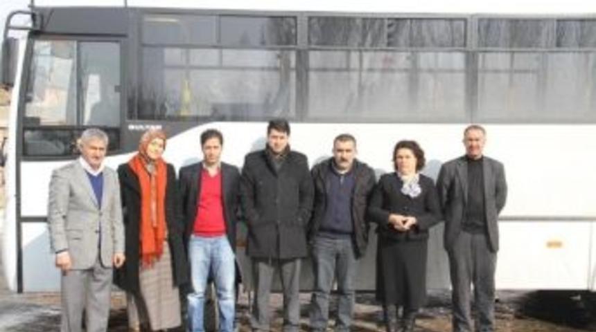 Batman Belediyesi&rsquo;nden Varto Belediyesi&rsquo;ne Otob&uuml;s