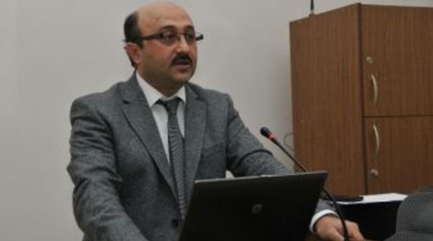 Ak&uuml; Tıp Fak&uuml;ltesi'nde Araştırma Makalesi Yazma Y&ouml;ntemleri Anlatıldı