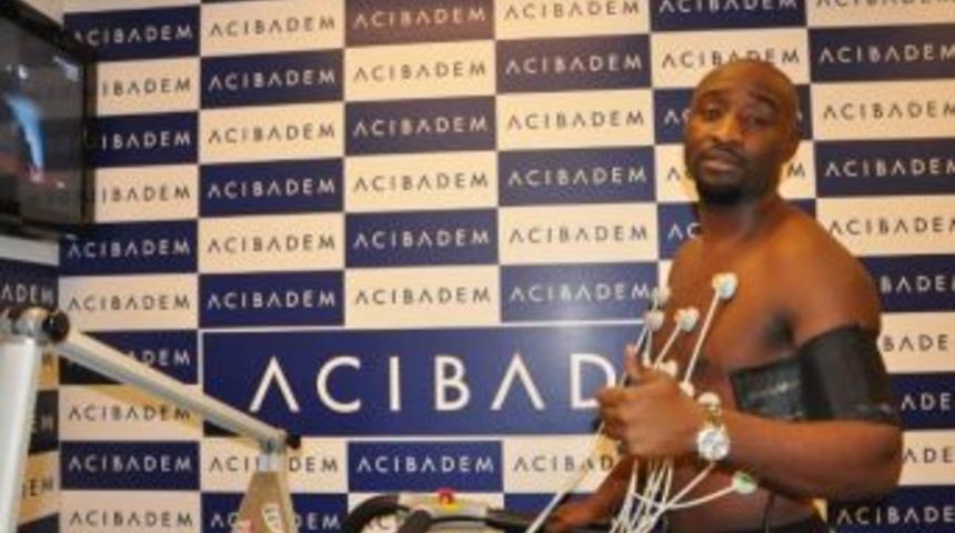 Lomana Lualua Sağlık Kontrol&uuml;nden Ge&ccedil;ti