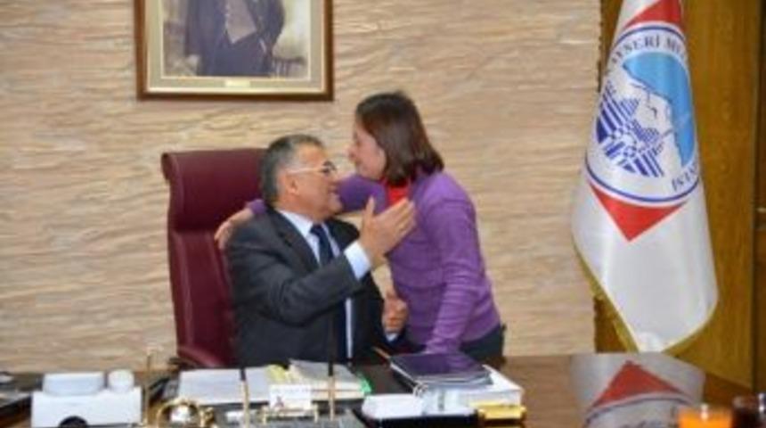 Safa &Ouml;zel Eğitim İş Uygulama Okul &Ouml;ğrencileri, Başkan B&uuml;y&uuml;kkılı&ccedil;'ı Ziyaret Etti