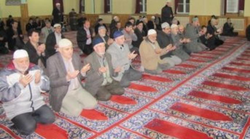 Hisarcık&rsquo;ta Cuma Hutbesi Sonrası Yağmur Duası
