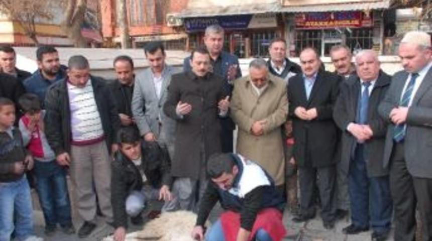 Elbistan&rsquo;da Halk Yağmur Duasına &Ccedil;ıktı