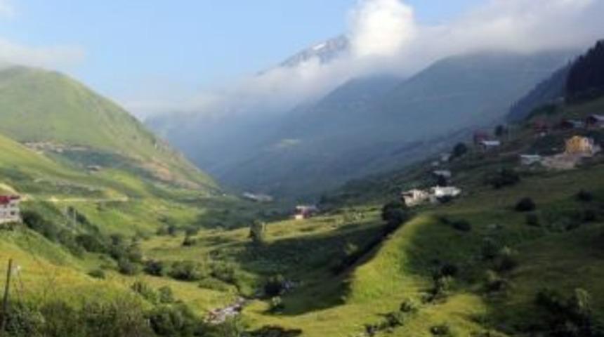 S&ouml;mestrde Karadeniz'e Ve Termale Yoğun İlgi