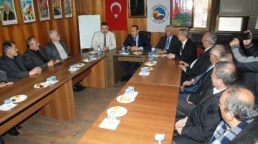 Ceyhan Cemevi Arsasının Tapusu Teslim Edildi