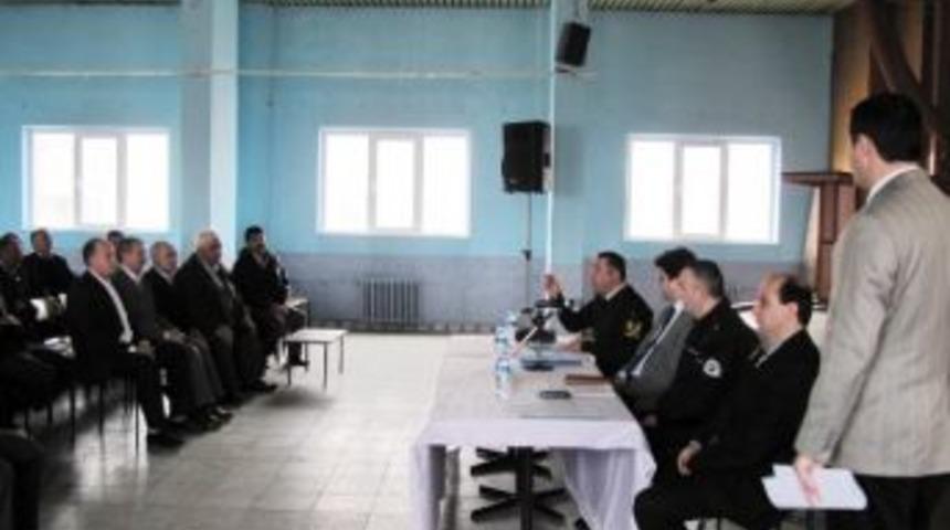 Hisarcık&rsquo;ta Muhtarlarla Yerel Se&ccedil;im Toplantısı