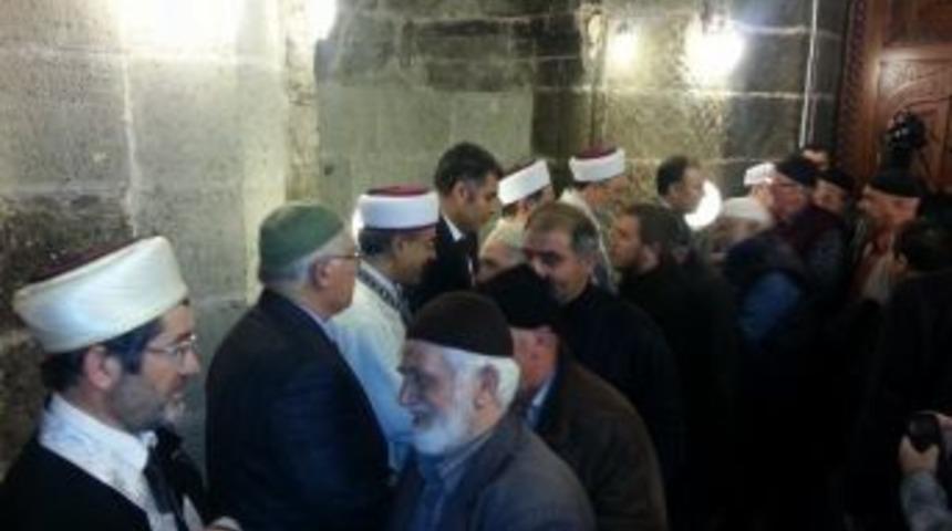 Erzurum&rsquo;da Kar Ve Yağmur Duası