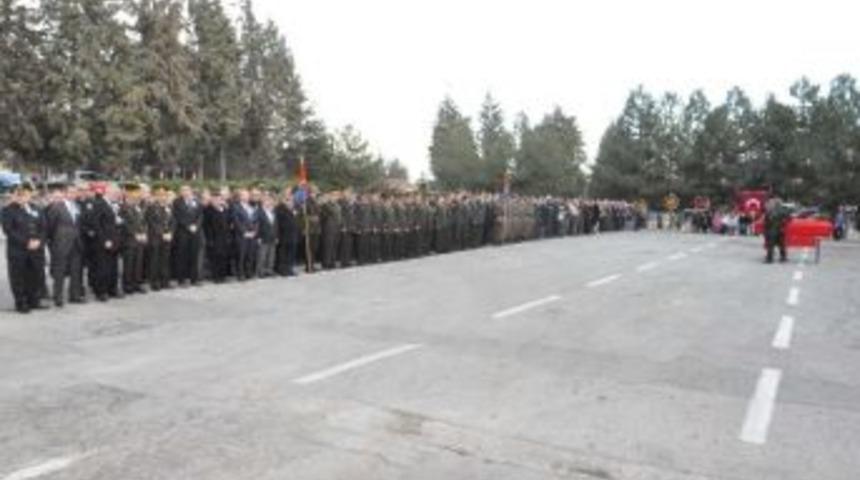 Şehit Komutan İ&ccedil;in Uşak&rsquo;ta T&ouml;ren Yapıldı