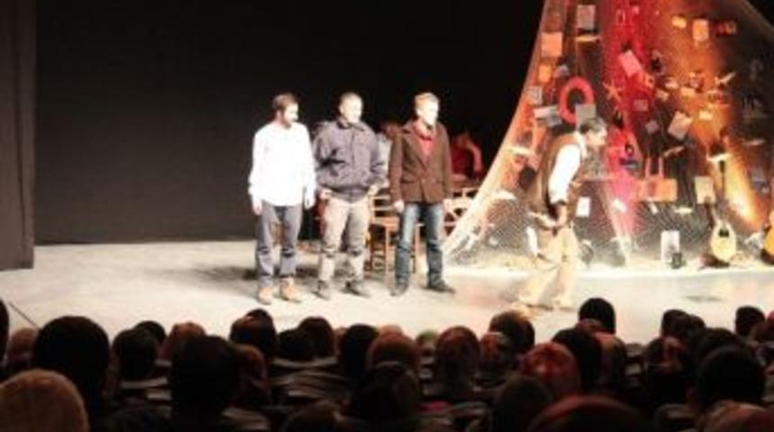 Edt, &ldquo;anlatılan Senin Hikayendir&rdquo;le Bayburt Ve Erzincan&rsquo;da