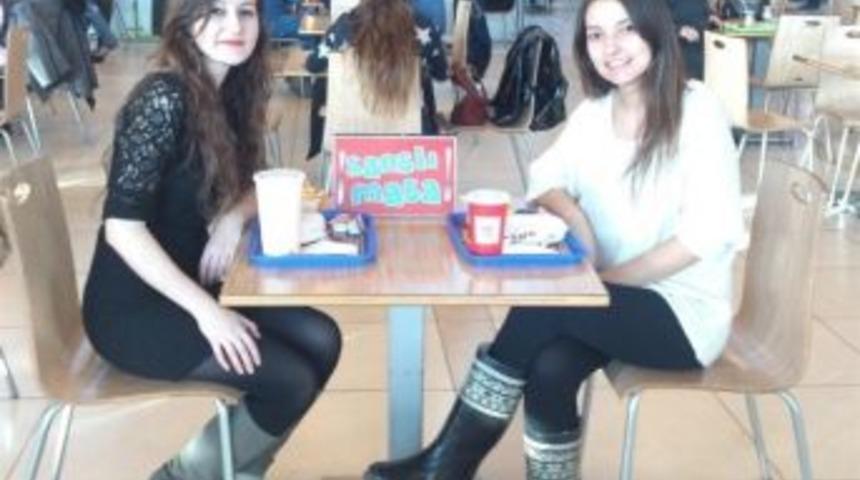 Demirpark Avm&rsquo; De Şanslı Masa Etkinliği Devam Ediyor