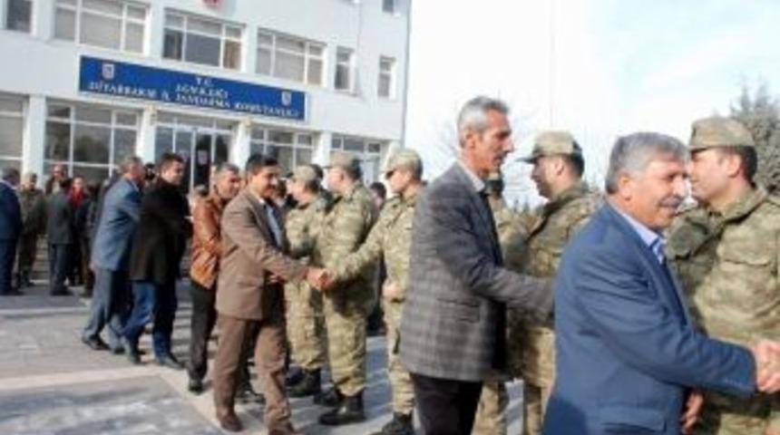 "diyarbakır&rsquo;da Ter&ouml;rle M&uuml;cadelede 141 K&ouml;y Korucusu Şehit Oldu"