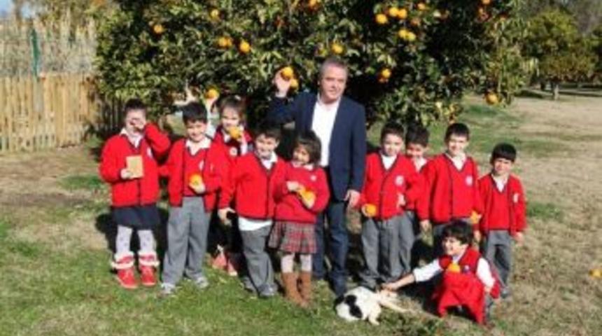 Minik &Ouml;ğrenciler Sokak Hayvanları Ge&ccedil;ici Bakımevi'ni Gezdi