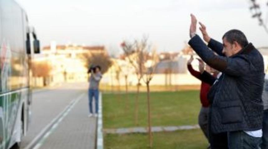 Bursaspor Kafilesi Manisa&rsquo;ya Gitti