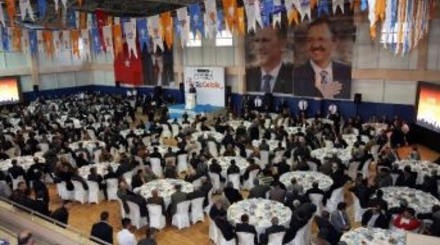 Kayseri B&uuml;y&uuml;kşehir Belediye Başkanı &Ouml;zhaseki Yeşilhisar'da