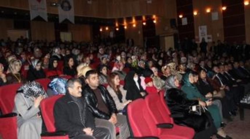 Bing&ouml;l'de 'keşkesiz Bir Hayat İ&ccedil;in Aile İ&ccedil;i İletişim' Konferansı