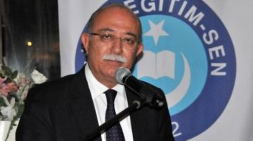 T&uuml;rkiye Kamu-sen Genel Başkanı İsmail Koncuk Yalova'da