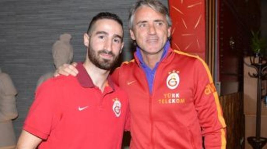 Umut G&uuml;ndoğan, Galatasaray'ın Antalya Kampına Katıldı