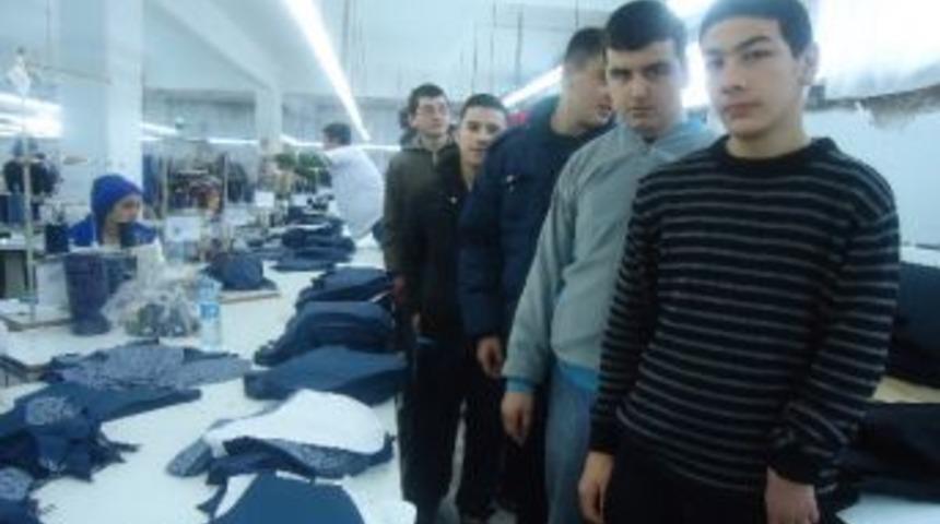 &Ouml;zel Eğitim &Ouml;ğrencilerinden Tekstil Firmasına Gezi