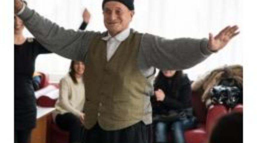 Eskişehir 112 Acil Servis Ailesinden Huzurevi Ziyareti