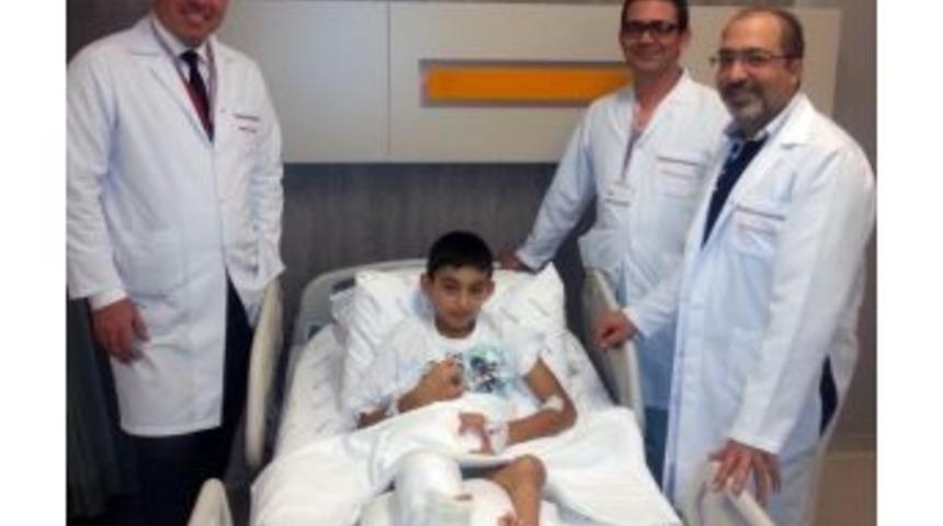 10 Yaşındaki Hasan Artık Y&uuml;r&uuml;yebilecek