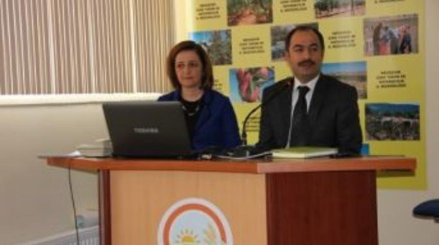 Hayvan Sağlığı &Ccedil;alışmaları Değerlendirme Ve Bilgilendirme Toplantısı Yapıldı