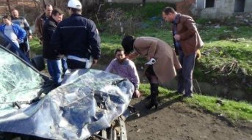 Doktor Milletvekili Yaralılara İlk M&uuml;dahaleyi Yaptı