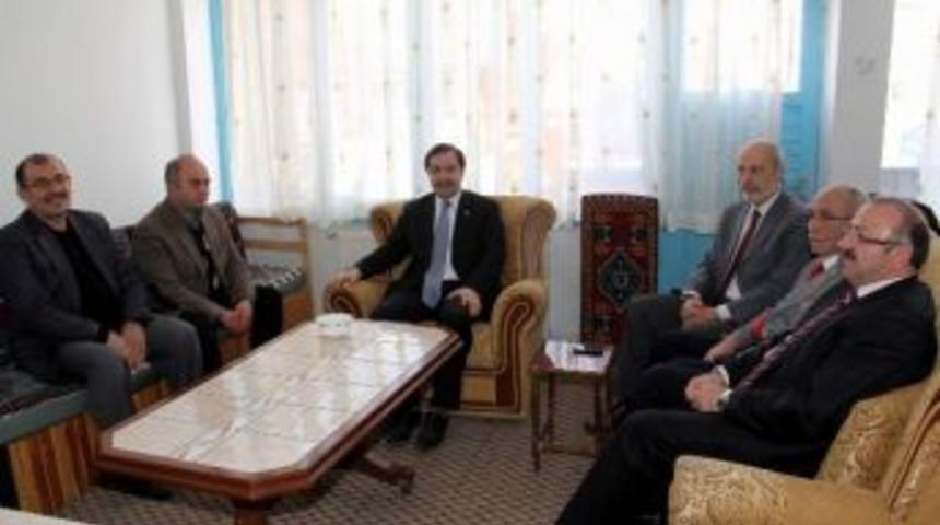Ak Parti Sivas İl Başkanı Şahin İlçeleri Ziyaret Etti