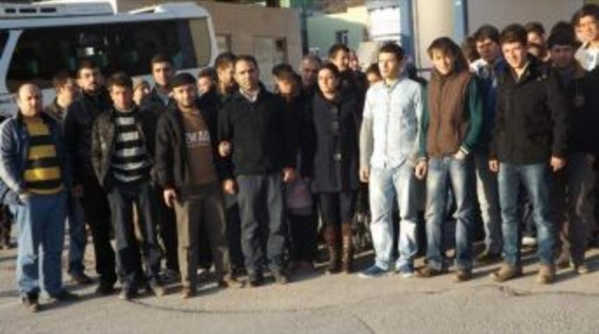 Maaşını Alamayan İş&ccedil;iler Eylem Yaptı