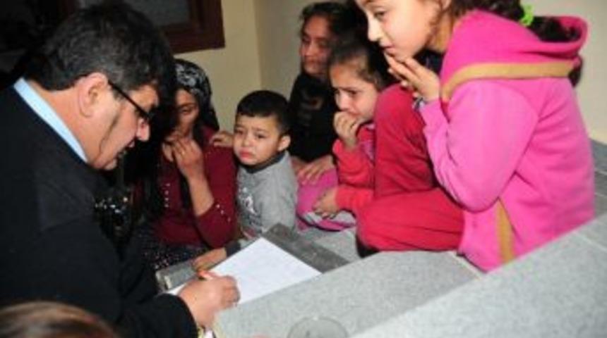 4 &Ccedil;ocuğu Yanmaktan Anneleri Kurtardı