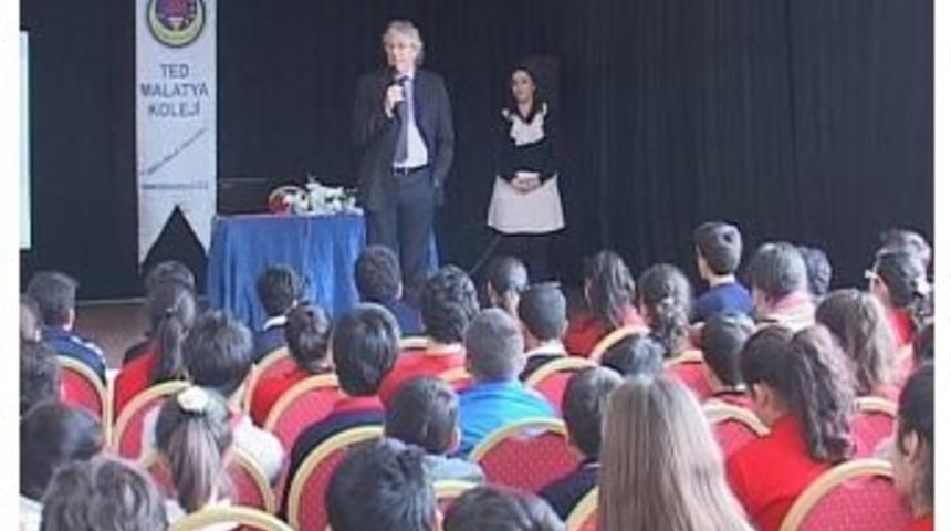 &Ouml;ğrenciler 2. Dil Olarak Almanca &Ouml;ğreniyor