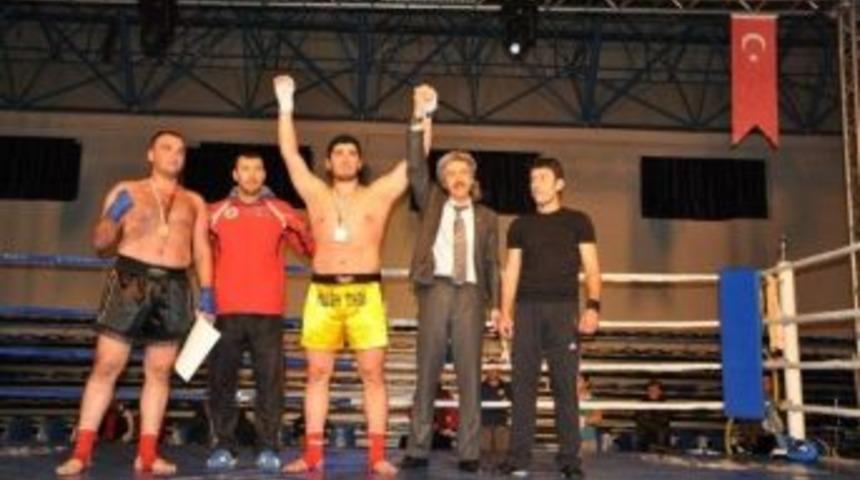 T&uuml;rkiye Muay Thai Yarı Final M&uuml;sabakaları Artvin'de Yapıldı