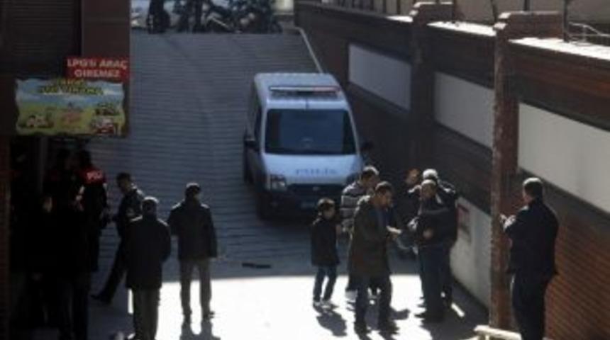 Gaziantep'te Kavga: 15 G&ouml;zaltı