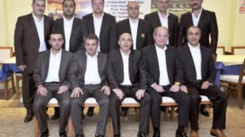 İzmir'den Aziz Yıldırım'a Destek