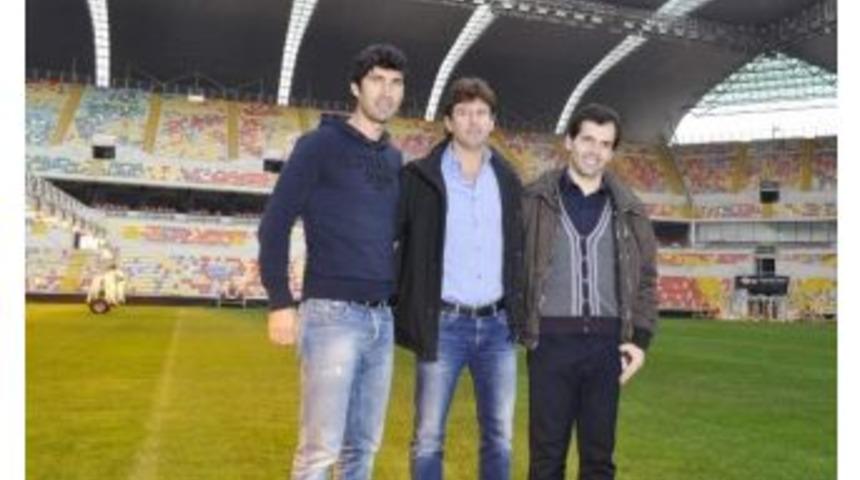 Kayserispor Teknik Direkt&ouml;r&uuml; Domıngos Pacıencıa Kadir Has Stadyumunu Gezdi