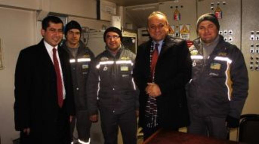 Tahsin Babaş&rsquo;tan Gece Mesaisi