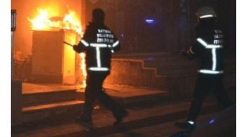 Batman'da Dedaş Trafosuna &Ccedil;irkin Saldırı