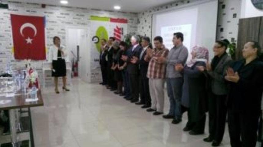 "toplumda Kadının G&uuml;&ccedil;lendirilmesi" Konferansına B&uuml;y&uuml;k İlgi