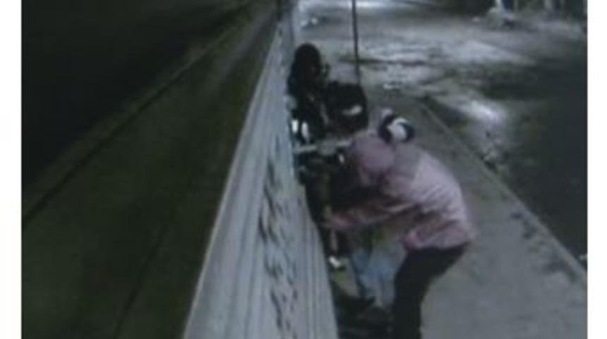 (&ouml;zel Haber) Hırsızlardan Bıkan Esnaf, Baltayla N&ouml;bet Tutuyor