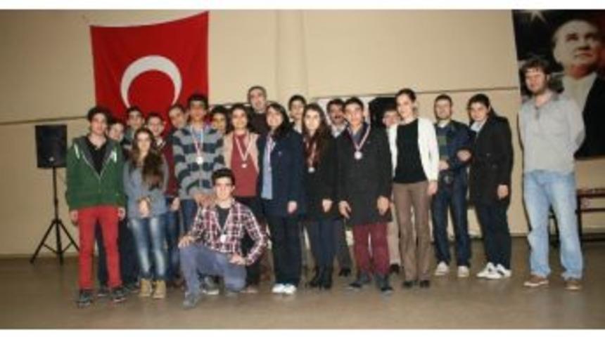 Okullar Arası Gen&ccedil;ler Satran&ccedil; Turnuvası Yapıldı