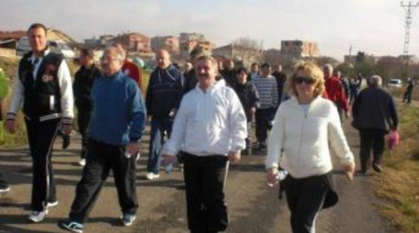 Kırklarelililer Sağlık İ&ccedil;in Y&uuml;r&uuml;d&uuml;