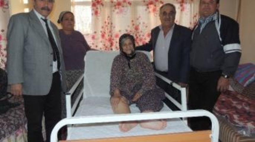 Aksu Belediyesi&rsquo;nden Yatalak Hastaya Yardım