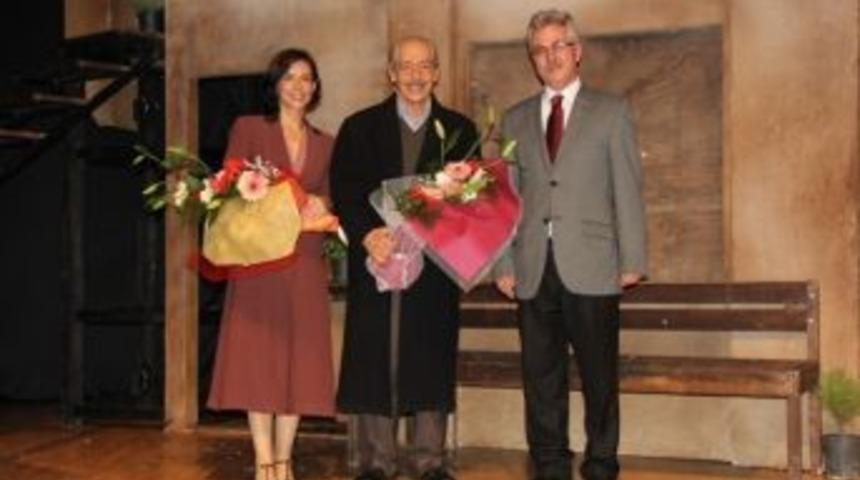 &ldquo;yaşamaya Dair&rdquo; M&uuml;zikli G&ouml;steri