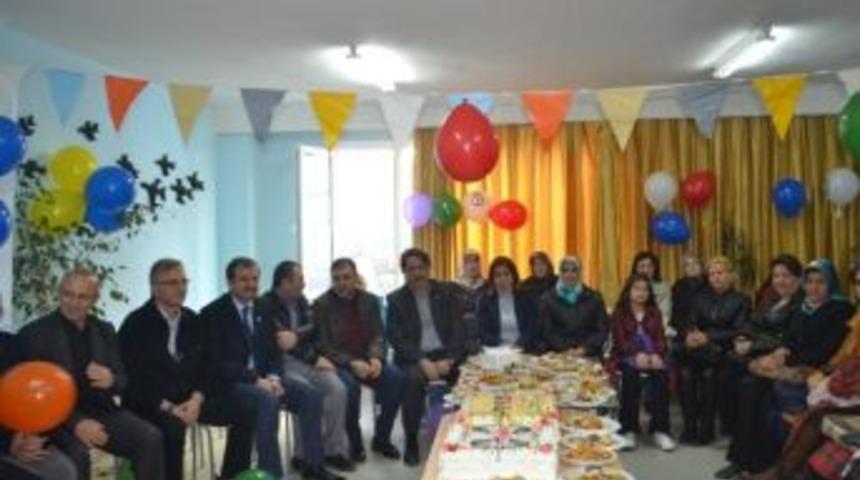 10 Engelli İ&ccedil;in &ldquo;doğum G&uuml;n&uuml;&rdquo; Partisi D&uuml;zenlendi
