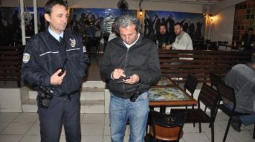 L&uuml;leburgaz'da Eğlence Yerlerine Sigara Baskını