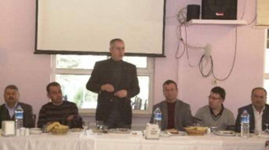 İsmail Yaşar Oğuz Gen&ccedil;lerle Buluştu