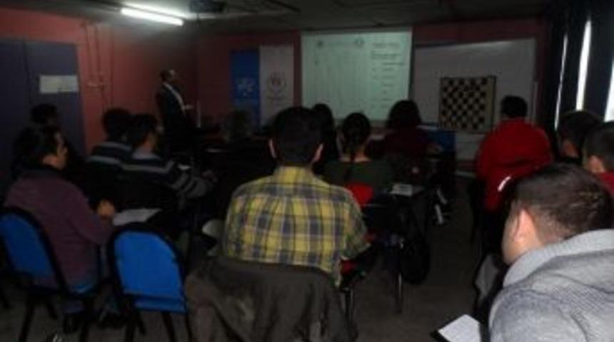 Satran&ccedil; Hakemliği Kursu Sona Erdi