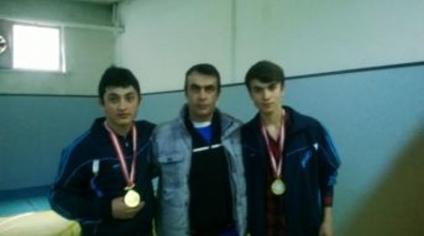 Alaplı İmam Hatip Lisesi g&uuml;reşte il brincisi